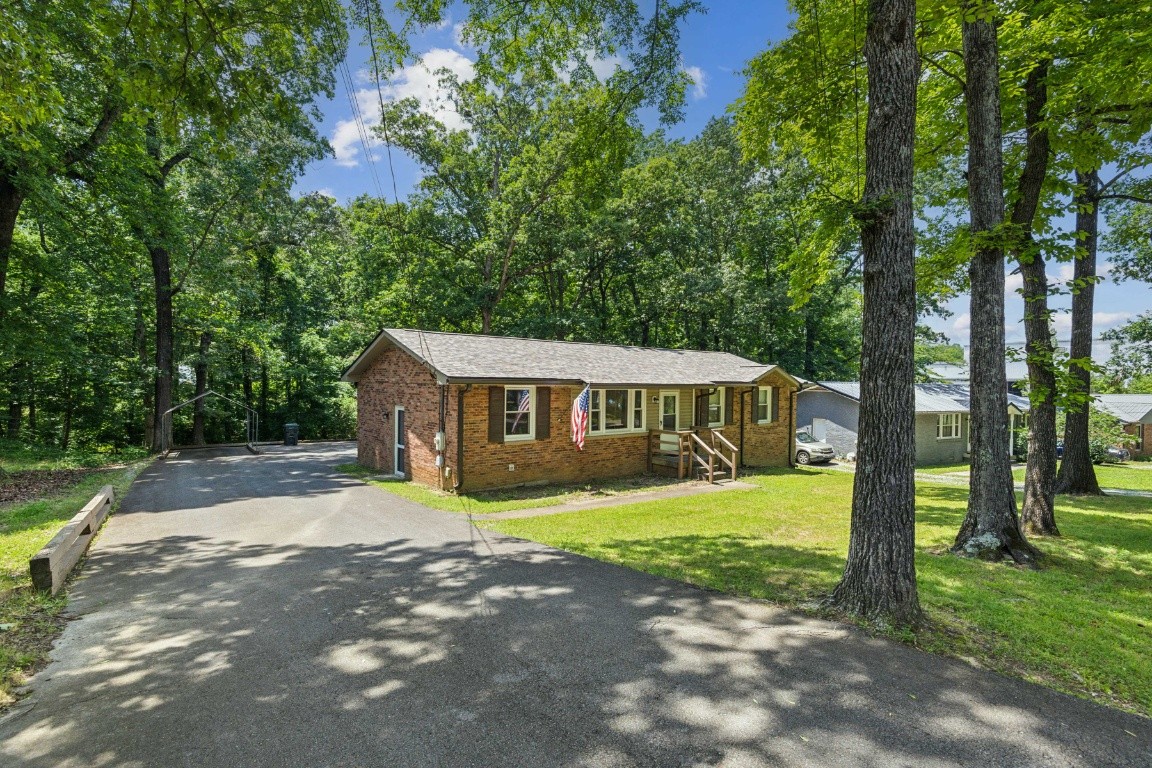 101 Burnett Rd
