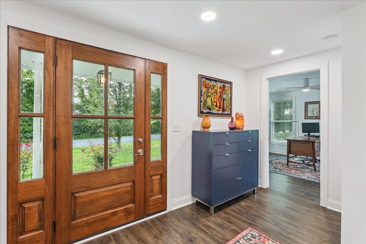 8248 Pleasant Hill Rd