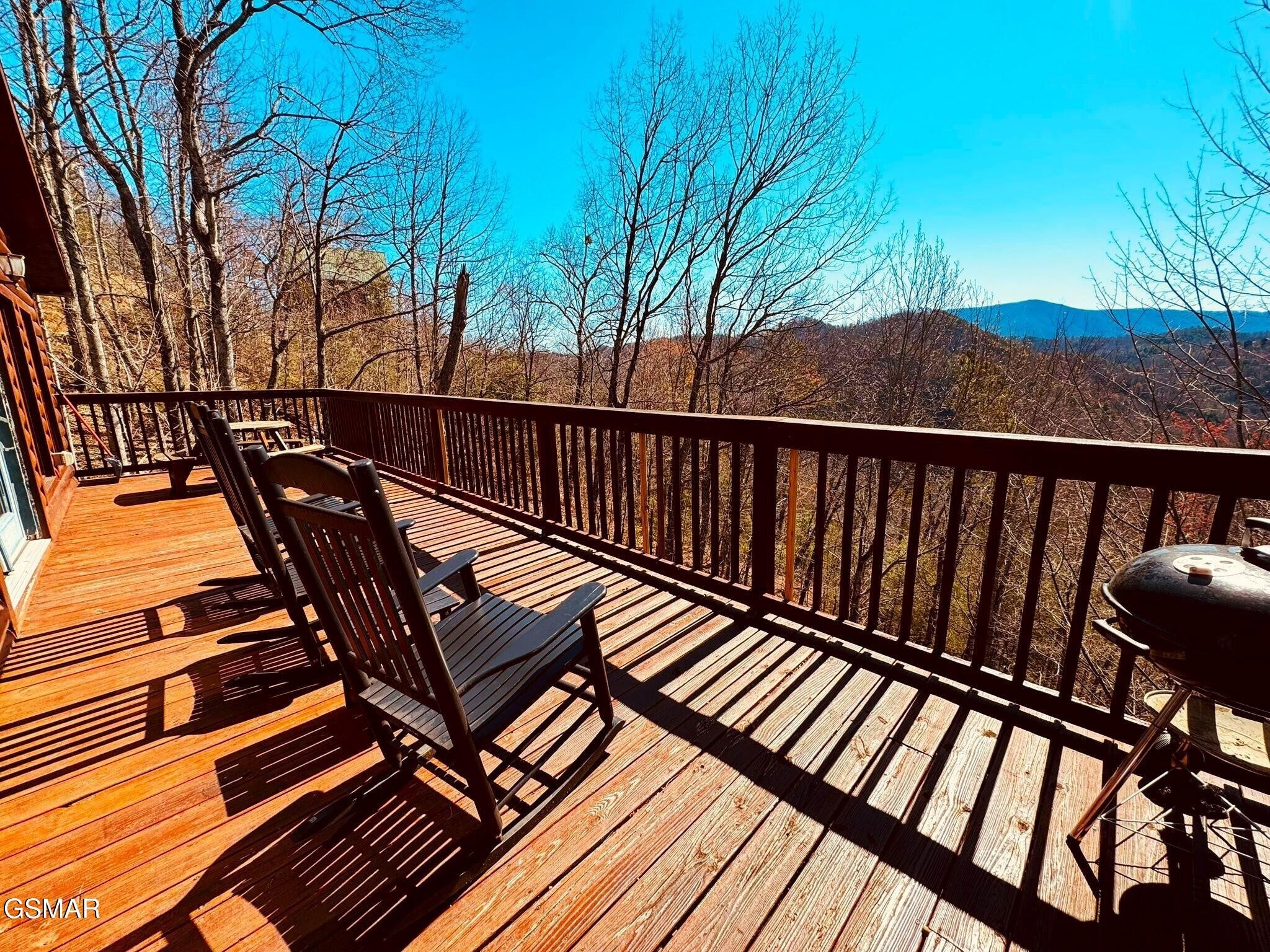 2644 Overholt Trail