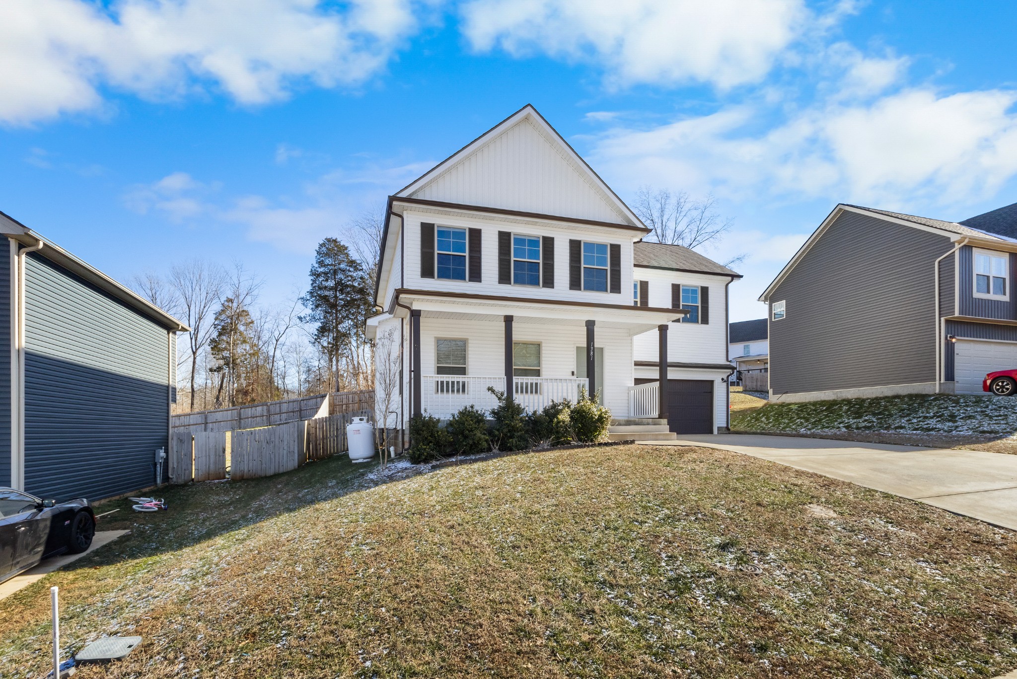 1381 Sussex Dr