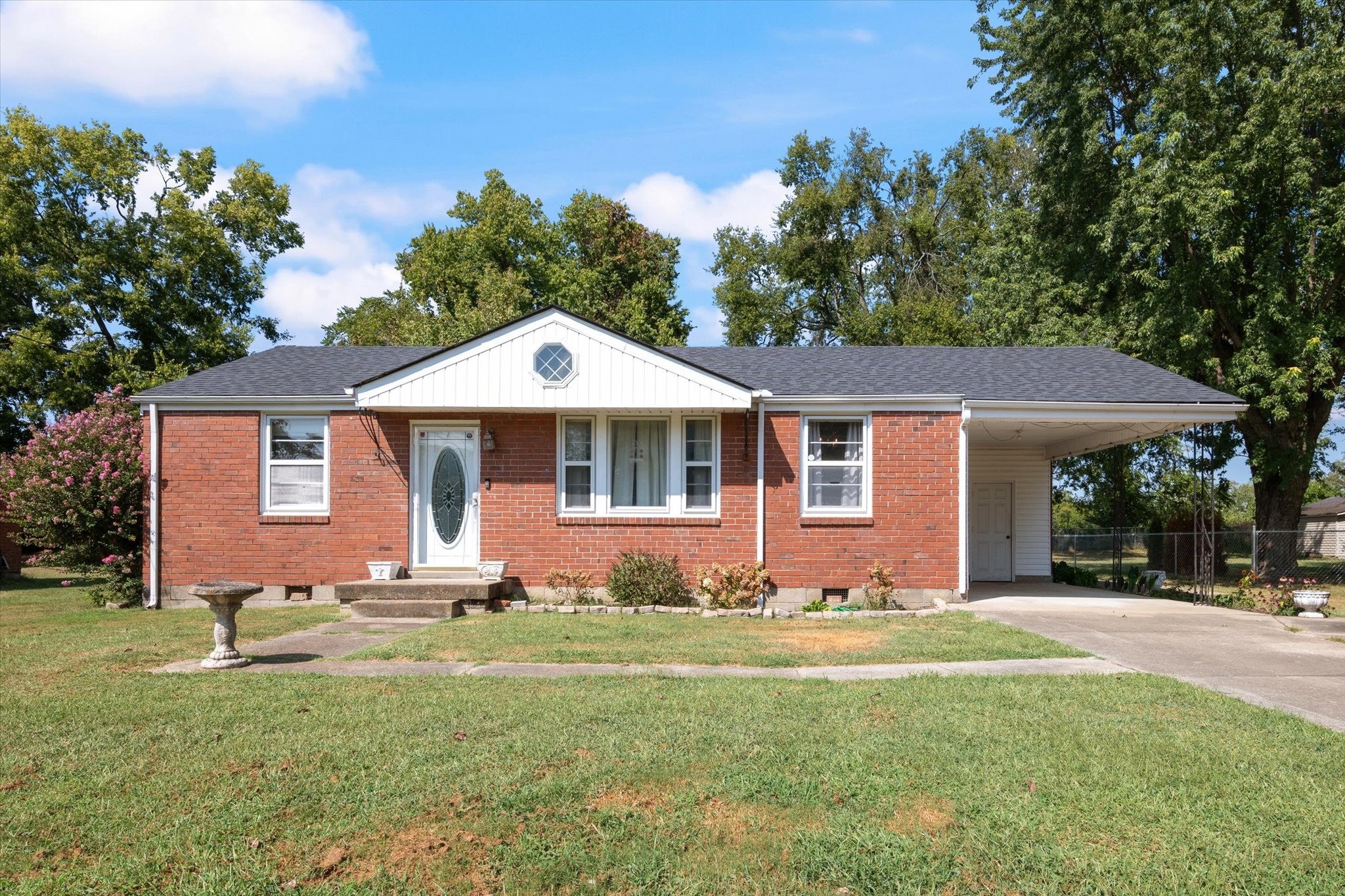 4-bed listing at 388 Melpar Dr, Nashville