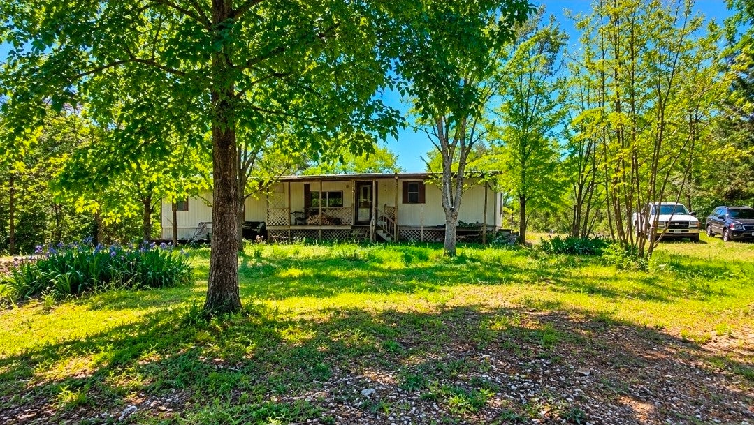 150 N Lakeview Dr