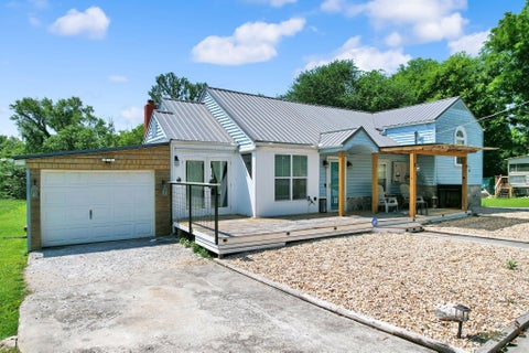 Photo of 1320 Benton Pike NE, Cleveland, TN 37311 (MLS # 3256307)