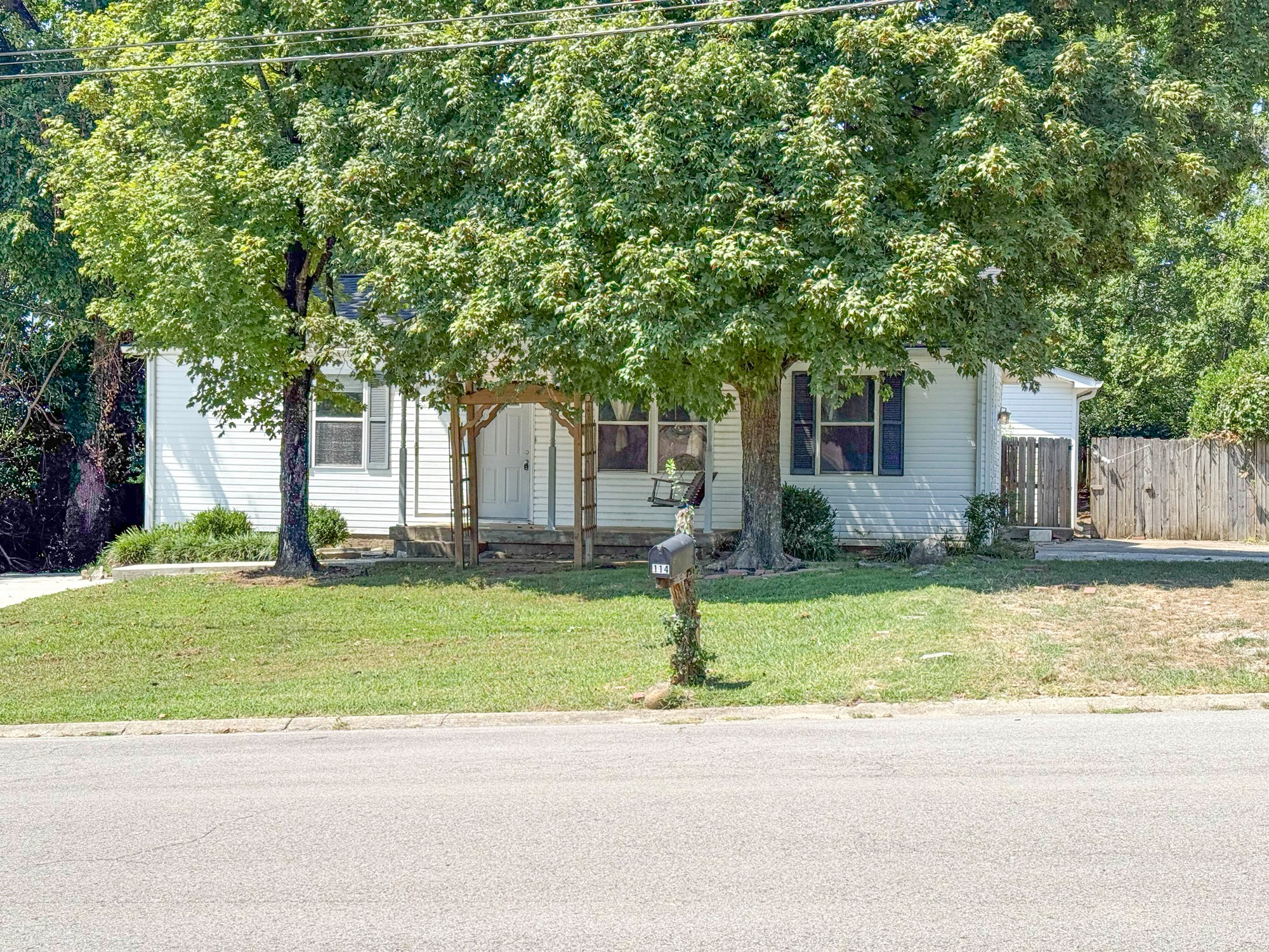 114 Cedar Ridge Dr