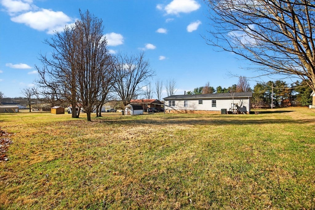 308 Allens Chapel Rd