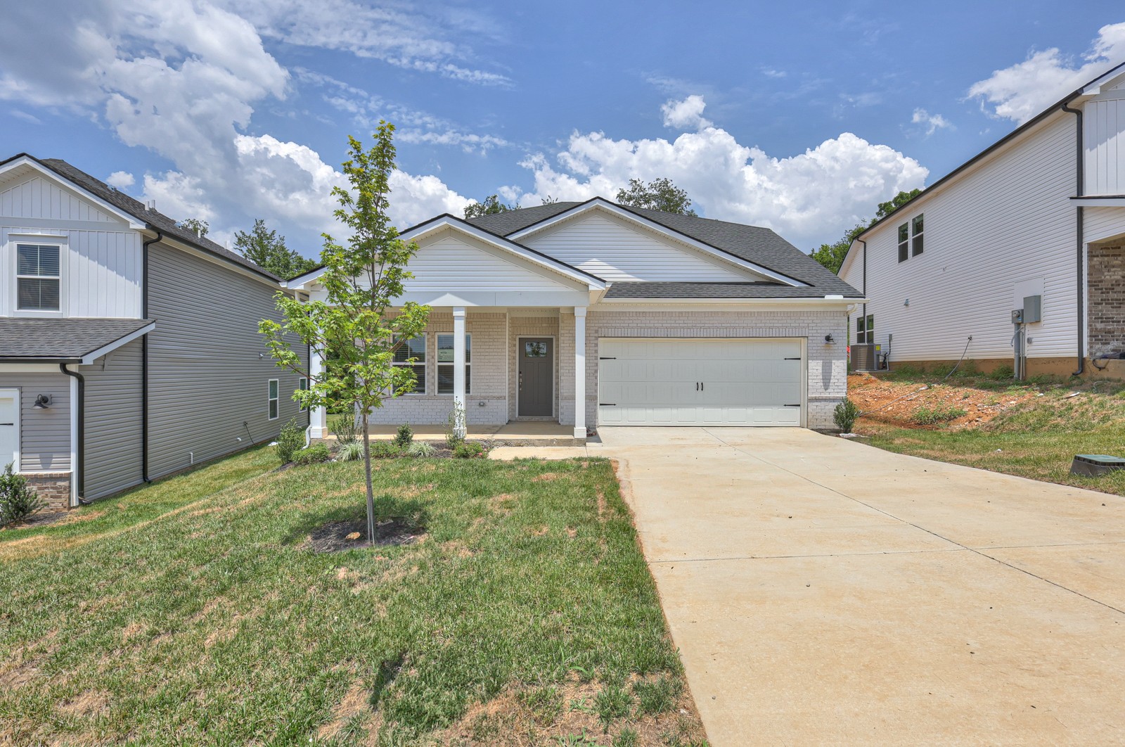 View Clarksville, TN 37043 house