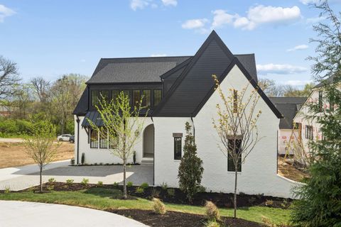 Photo of 5448A Franklin Pike Cir, Brentwood, TN 37027 (MLS # 3176114)