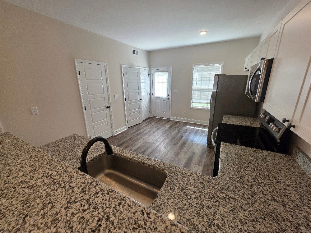 550 Peachers Mill Rd E3