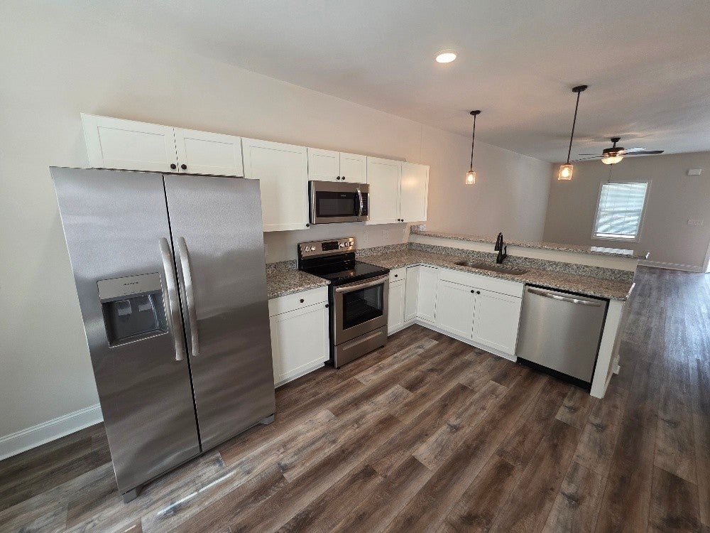 550 Peachers Mill Rd E3