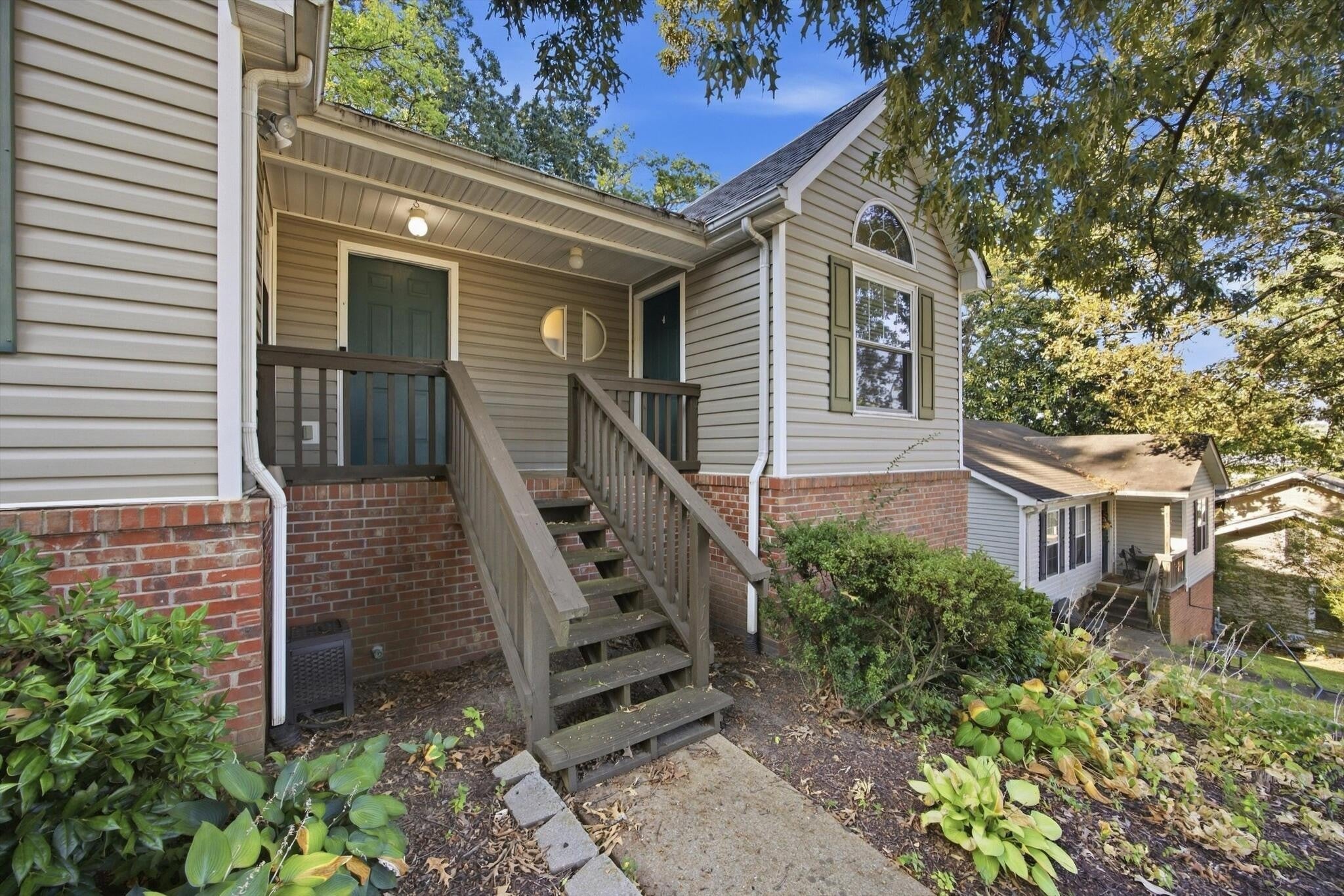 112 E Manning Street