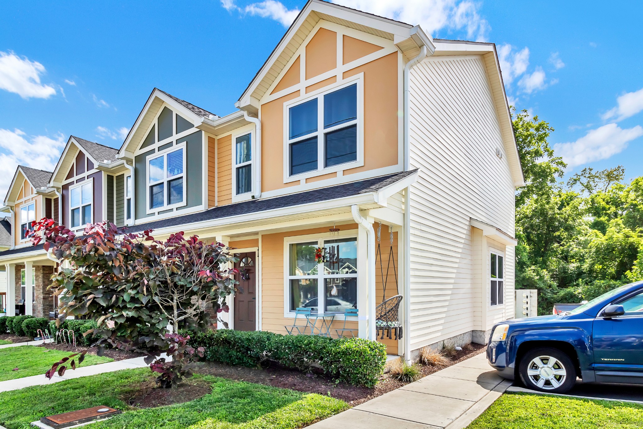 1908 Lombardia Ln
