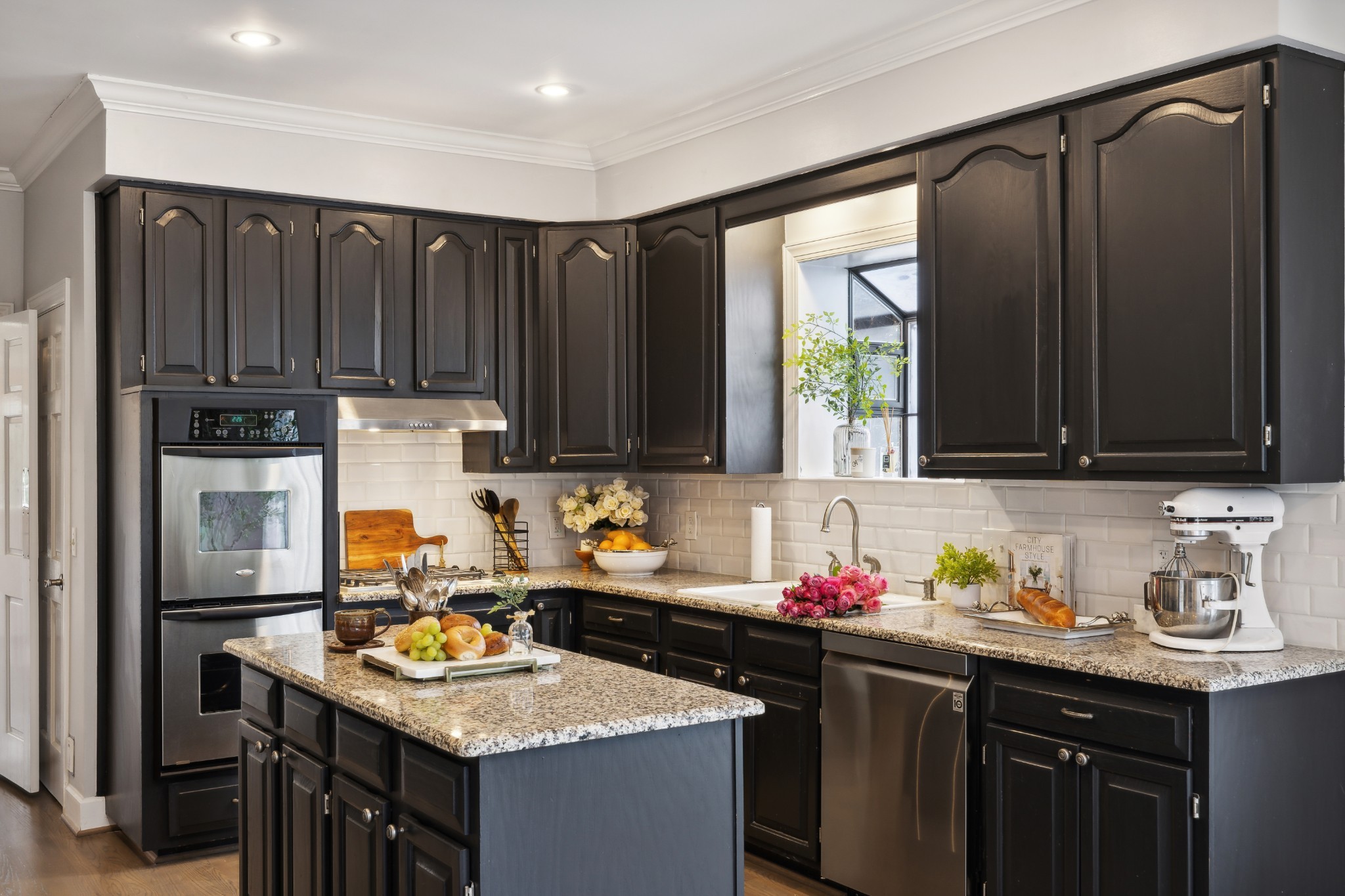108 Sturbridge Dr
