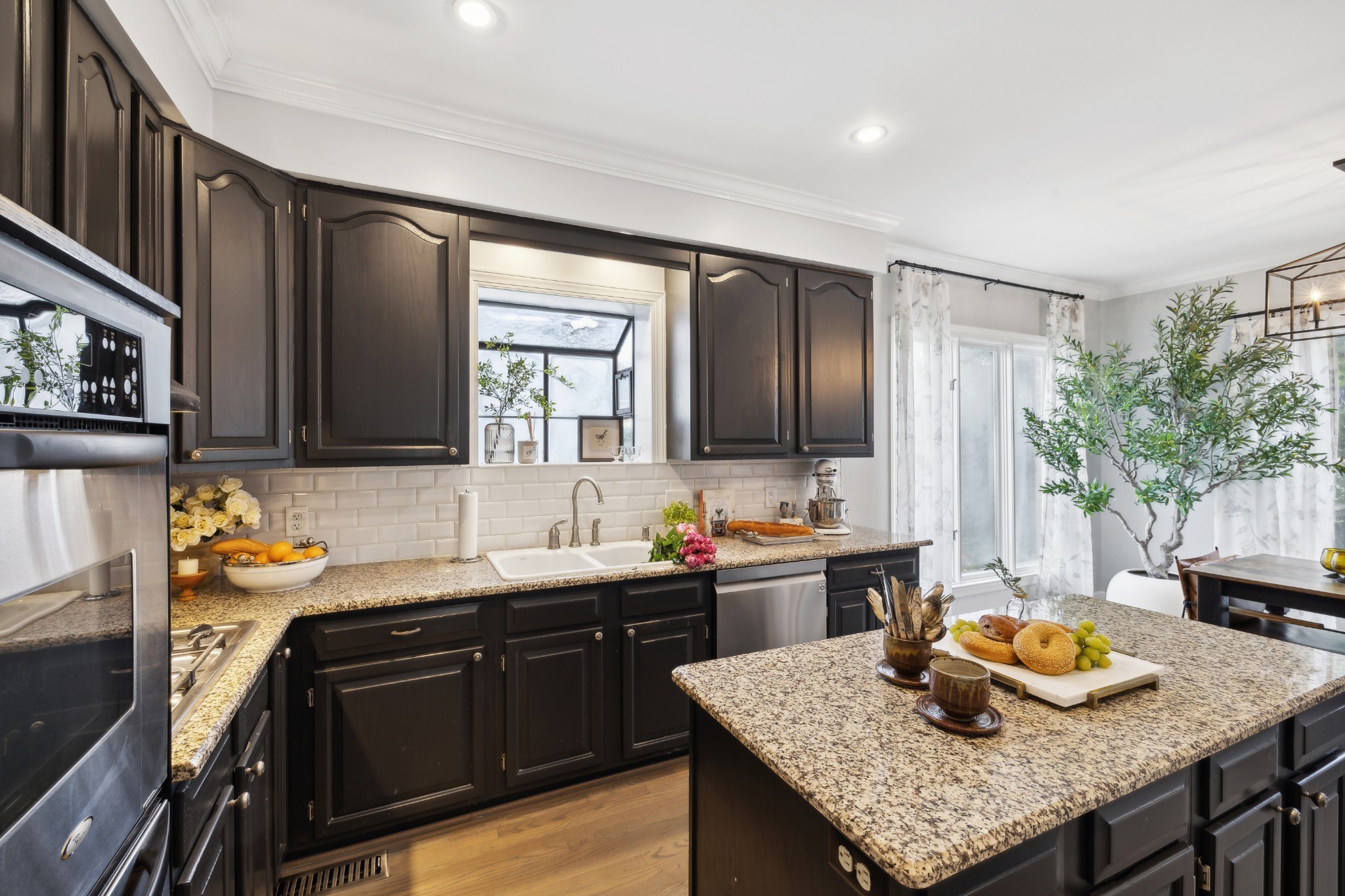 108 Sturbridge Dr