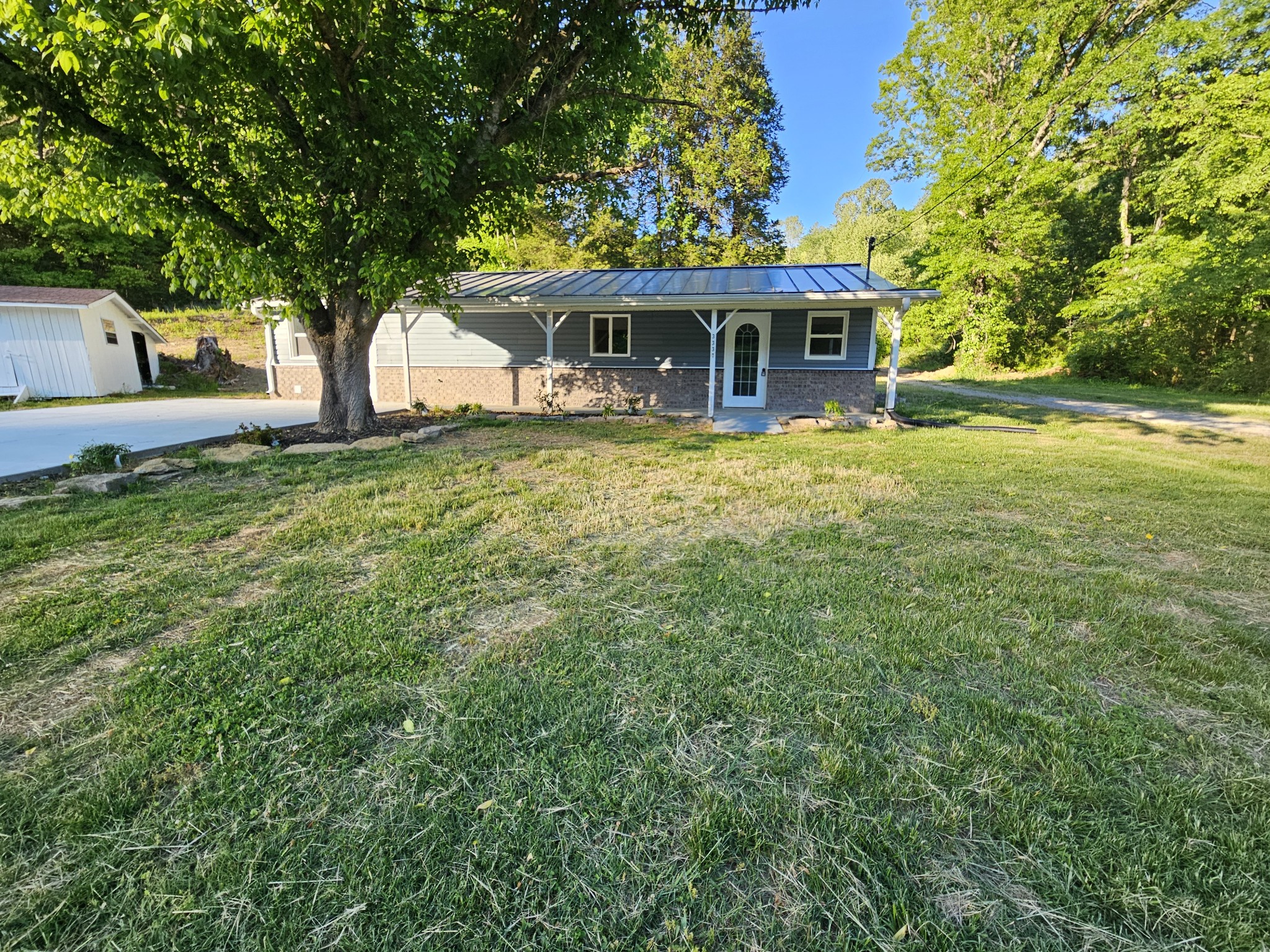 3337 Hartsville Rd