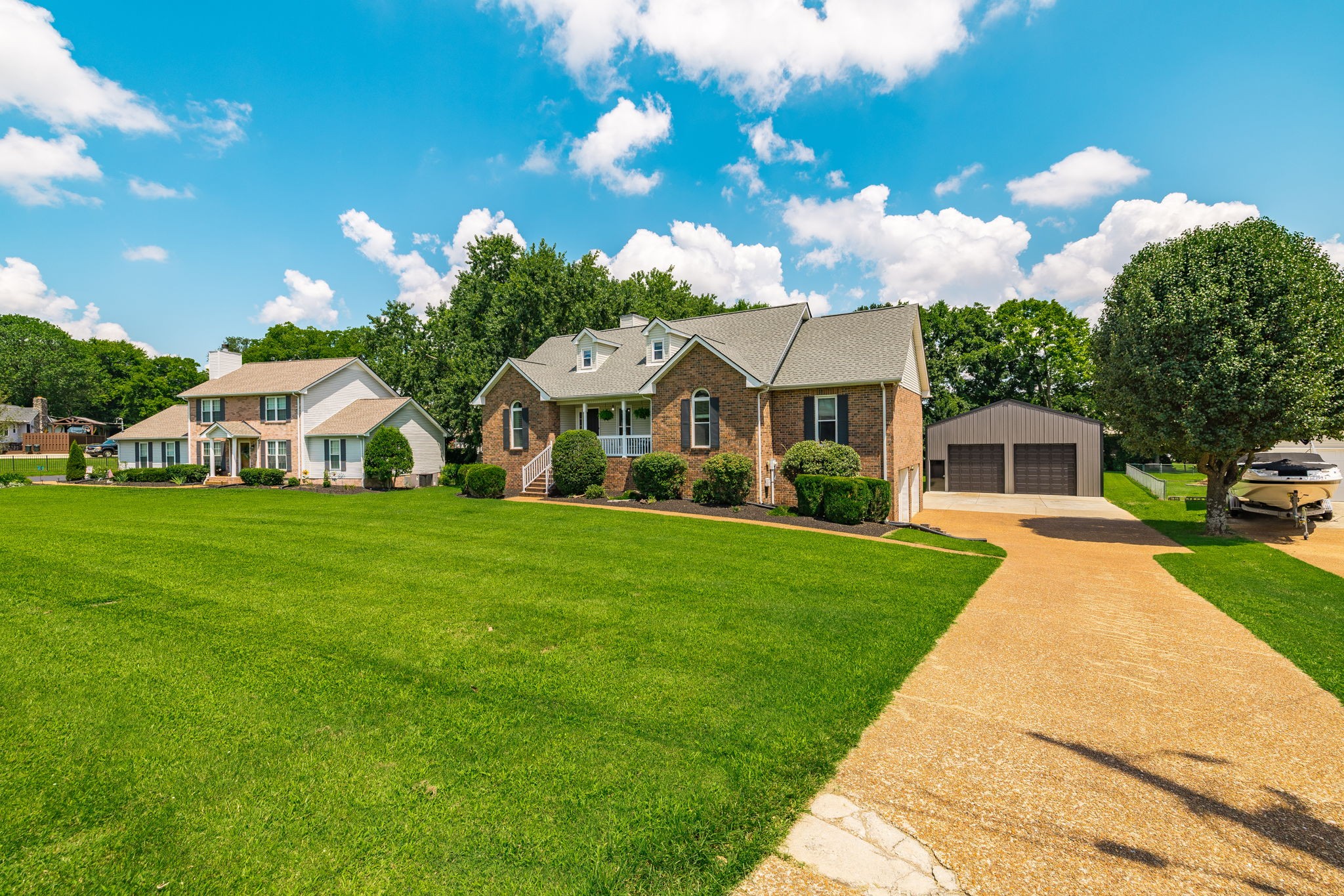 127 Lori Lee Dr