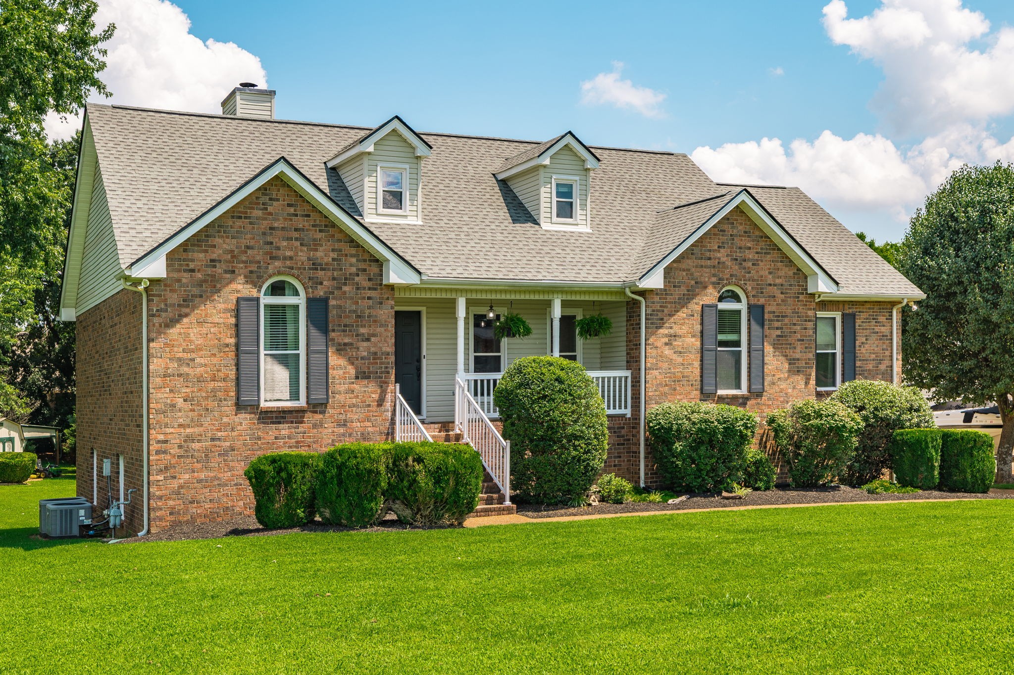 127 Lori Lee Dr