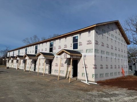 710 SW Atlantic St Tullahoma TN 37388