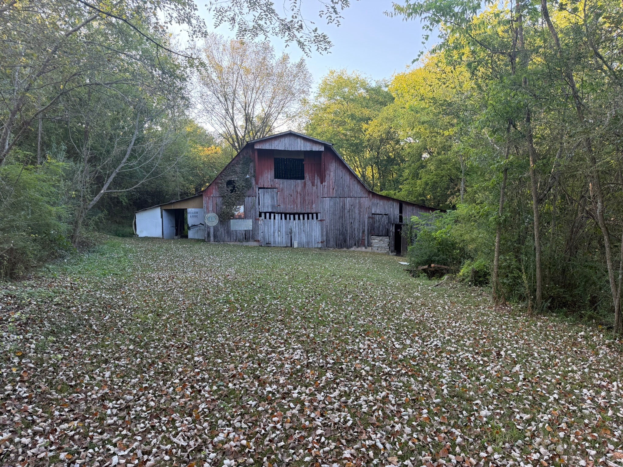 300 W Main St