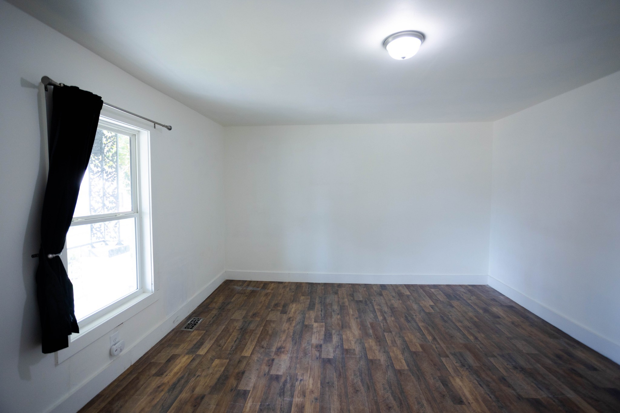 Columbia, Tennessee 38401, United States, 3 Bedrooms Bedrooms, ,2 BathroomsBathrooms,Residential,Active,223506