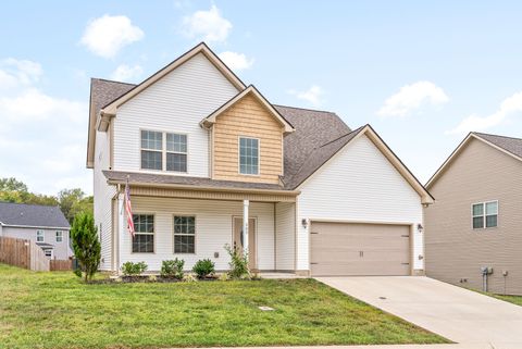 202 Geneva Ln Clarksville TN 37040