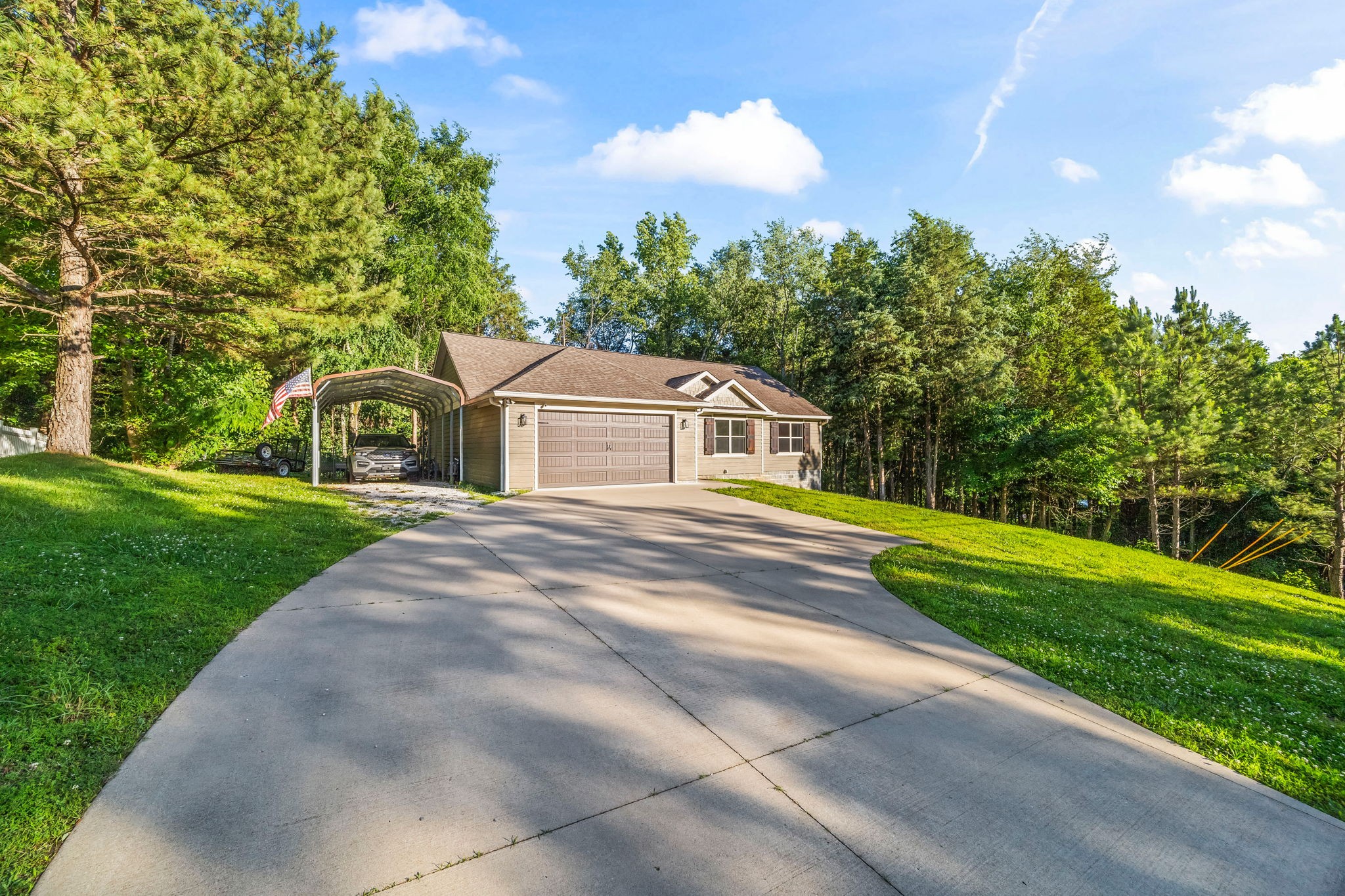 100 Station Dr