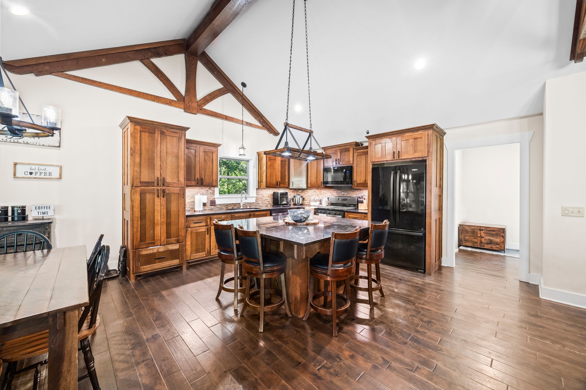 100 Station Dr