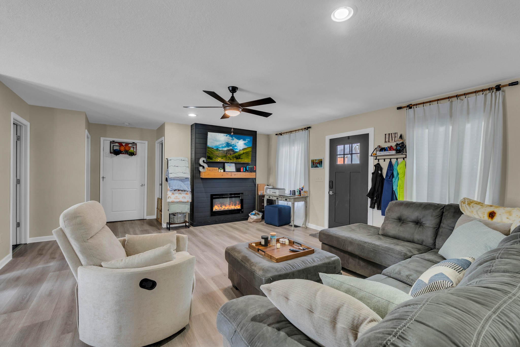 1223 Quail Hollow Cir