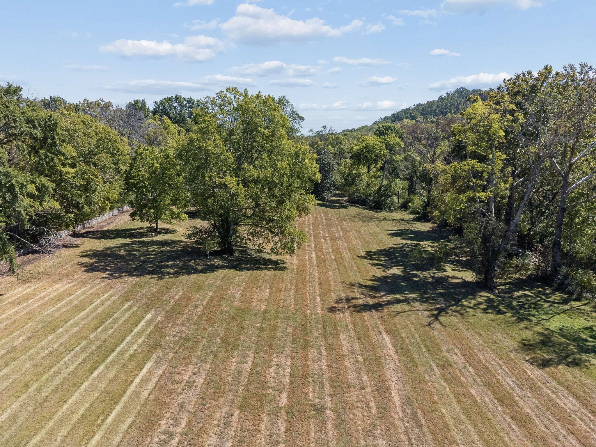 listing at 5826 Hillsboro Pike, Nashville