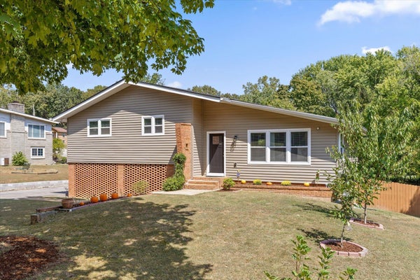 3905 MELINDA CIR, CHATTANOOGA, TN 37416 - Image ab7a1dbdfa92977d64d2f5b4a649fb43/1902014596
