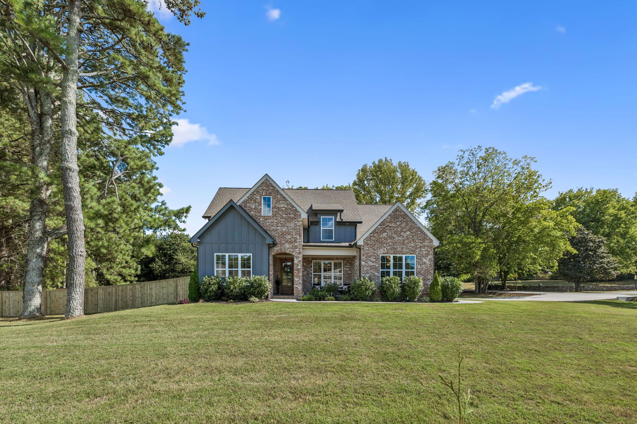 2601 Trotwood Ave