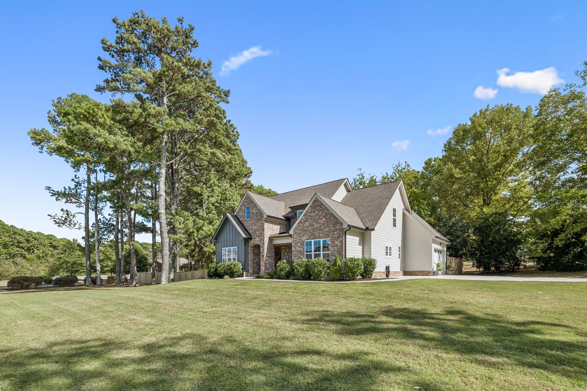 2601 Trotwood Ave