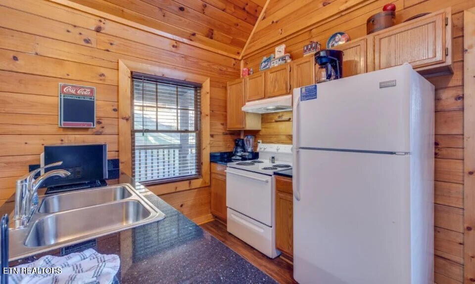 103 James Pass Way