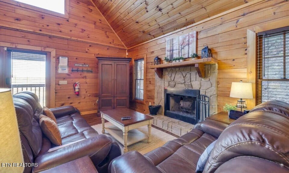 103 James Pass Way