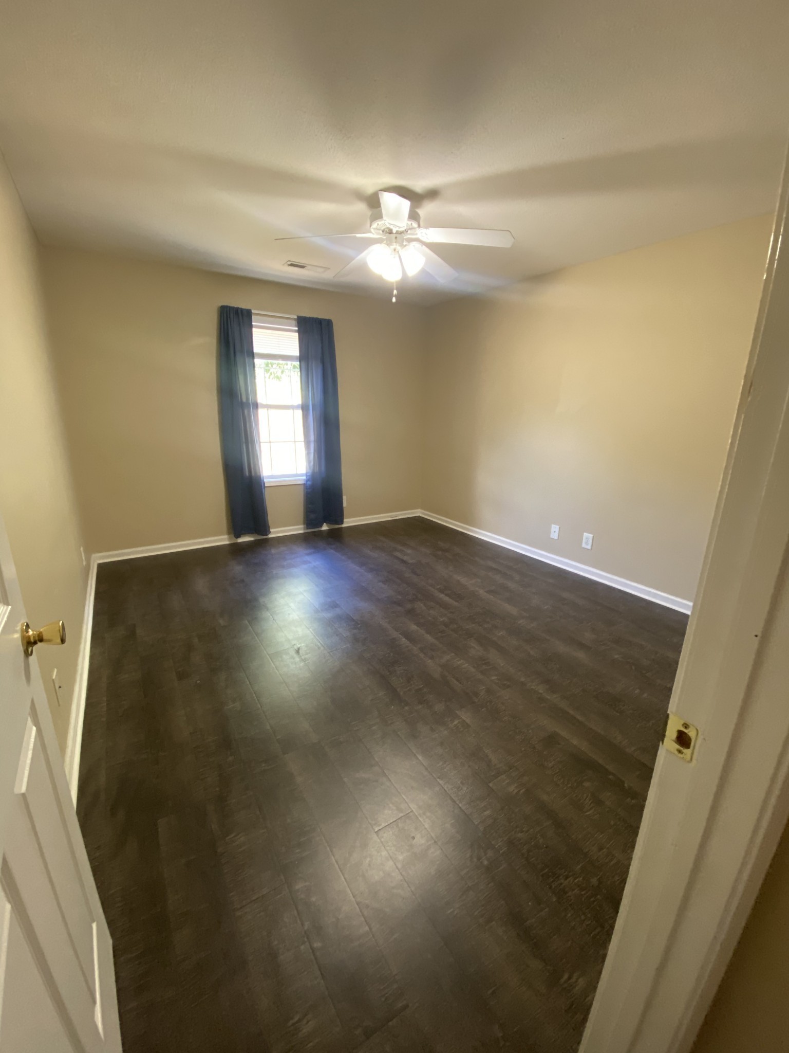 280 Executive Ave