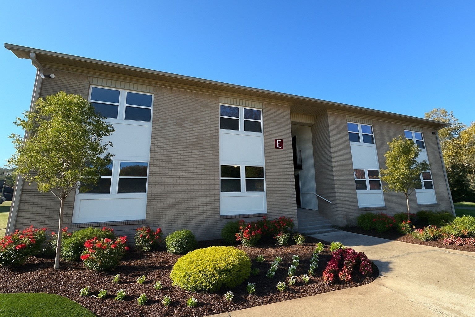 Photo 1 of 14 — 204 Clydeton Road E, Waverly, TN 37185