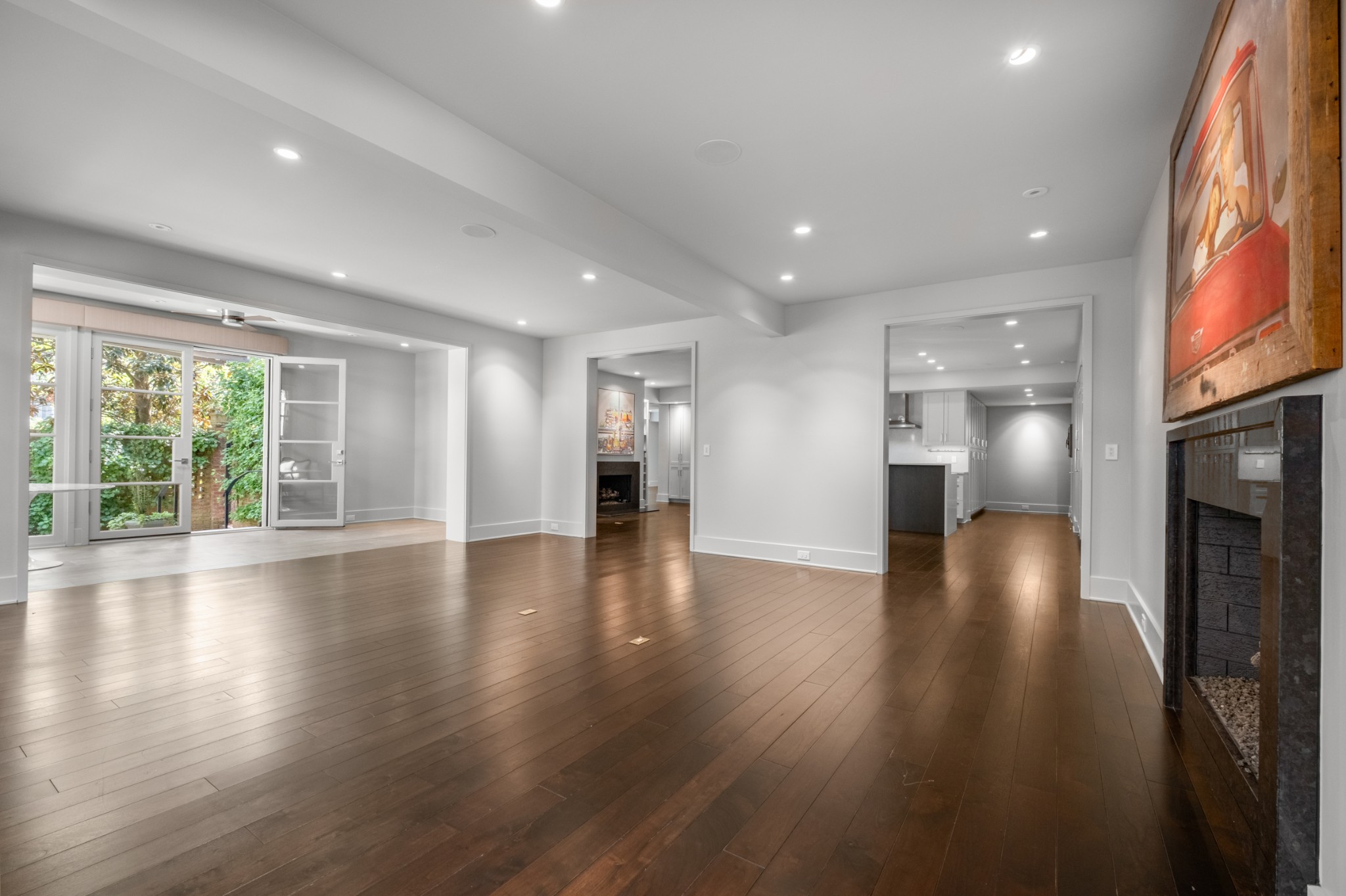 3737 West End Ave Residence 102