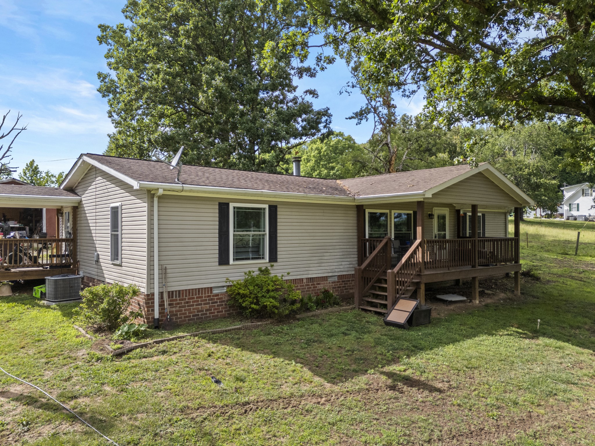 1126 Cedar Creek Rd