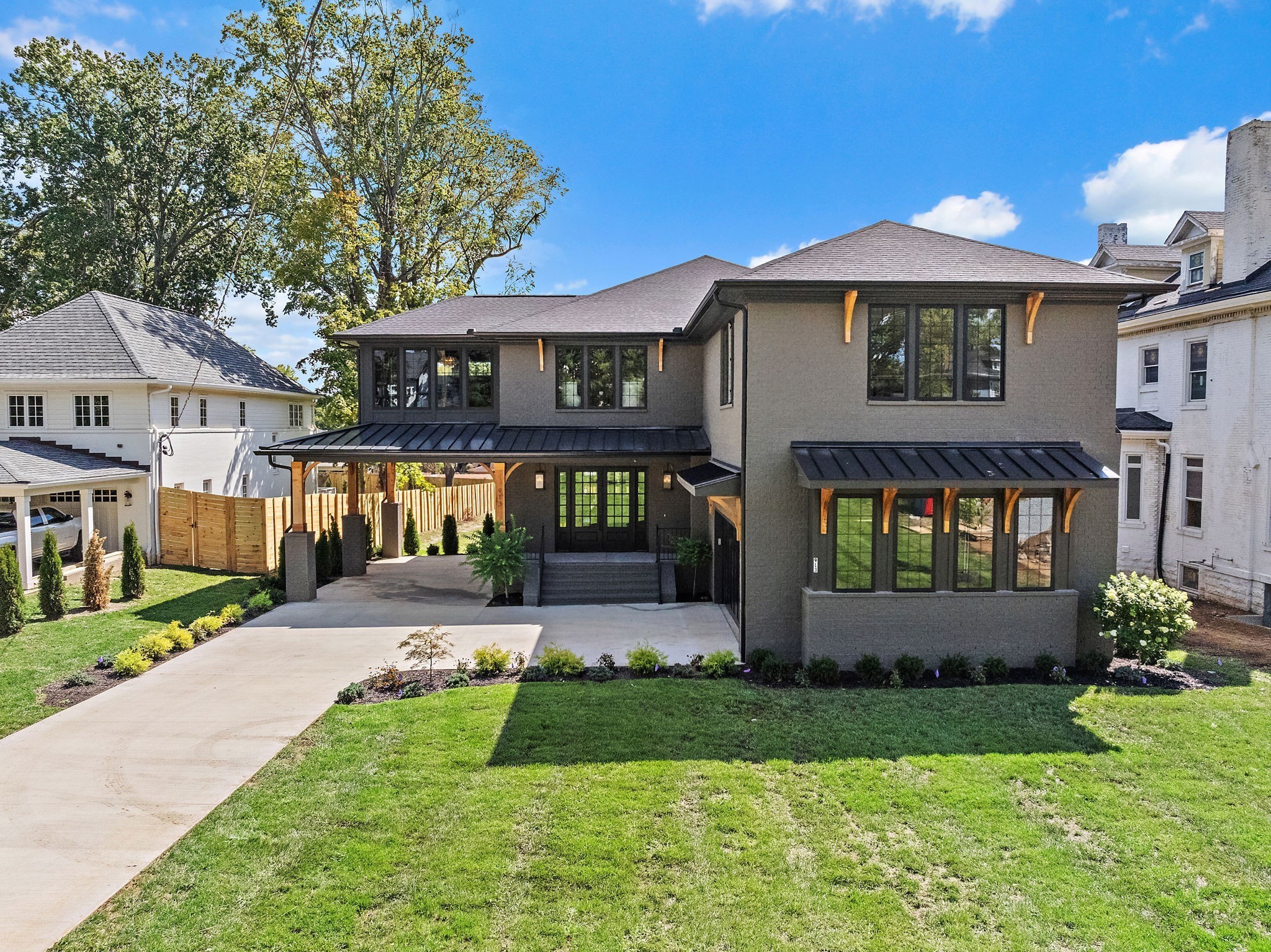 913 Kirkwood Ave