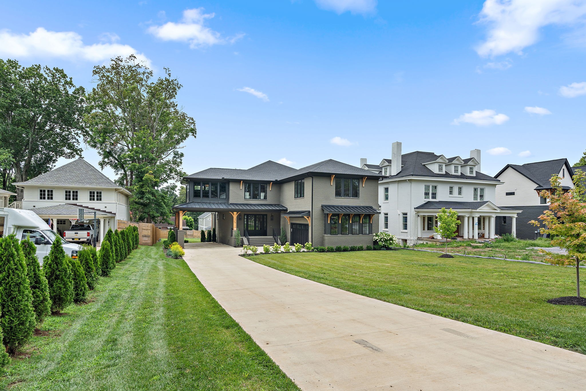 913 Kirkwood Ave