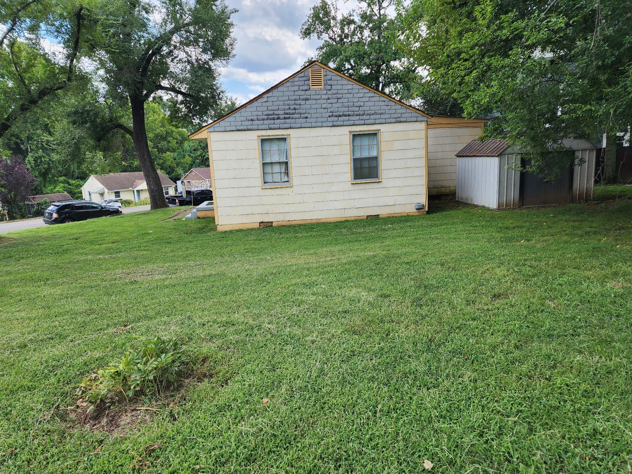 1435 Electric Ave