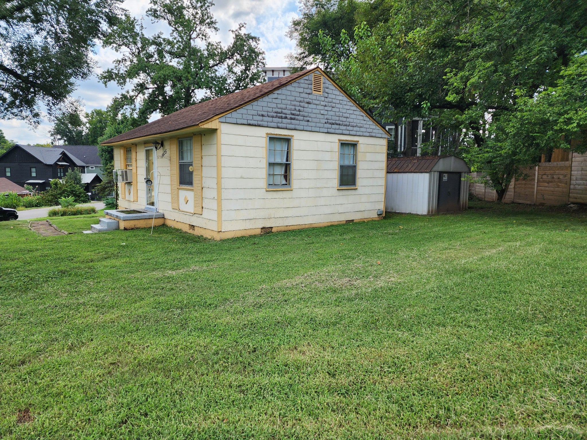 1435 Electric Ave