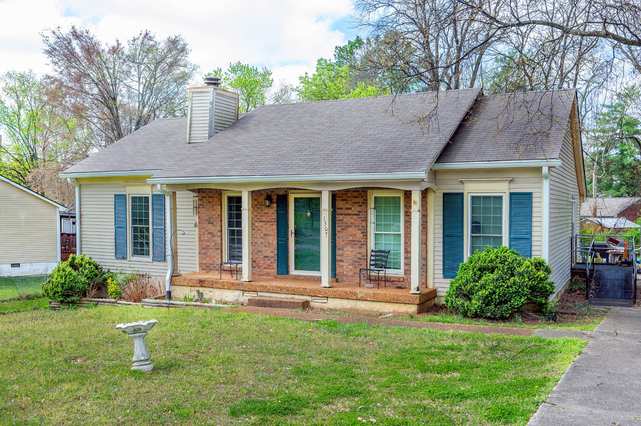 1307 Rolling Meadow Ct