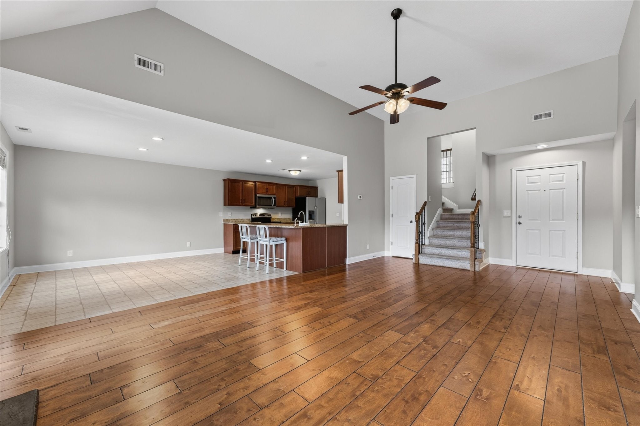 411 River Heights Dr