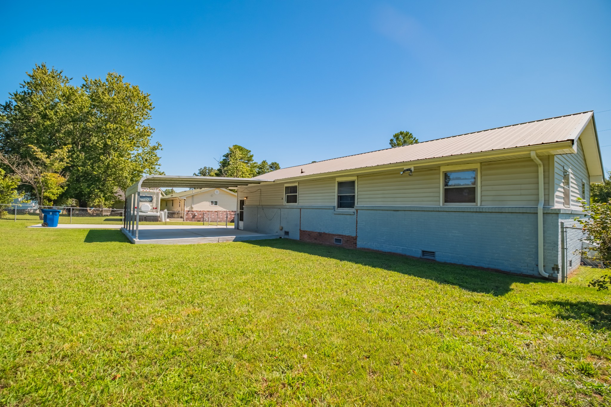 120 Woodcrest Blvd