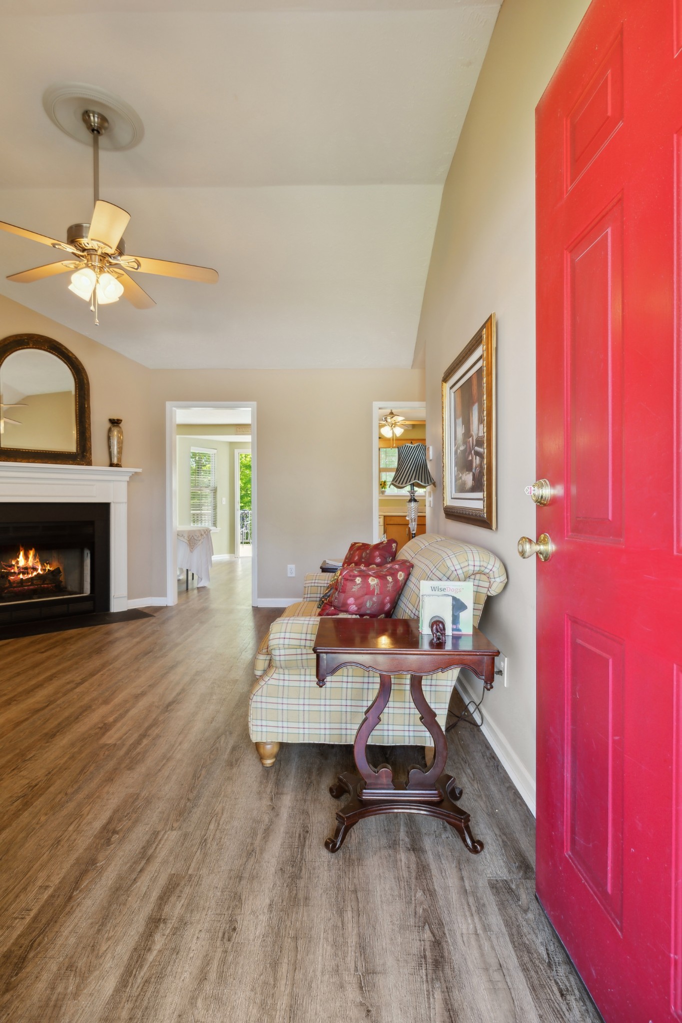 1038 Windtree Tr
