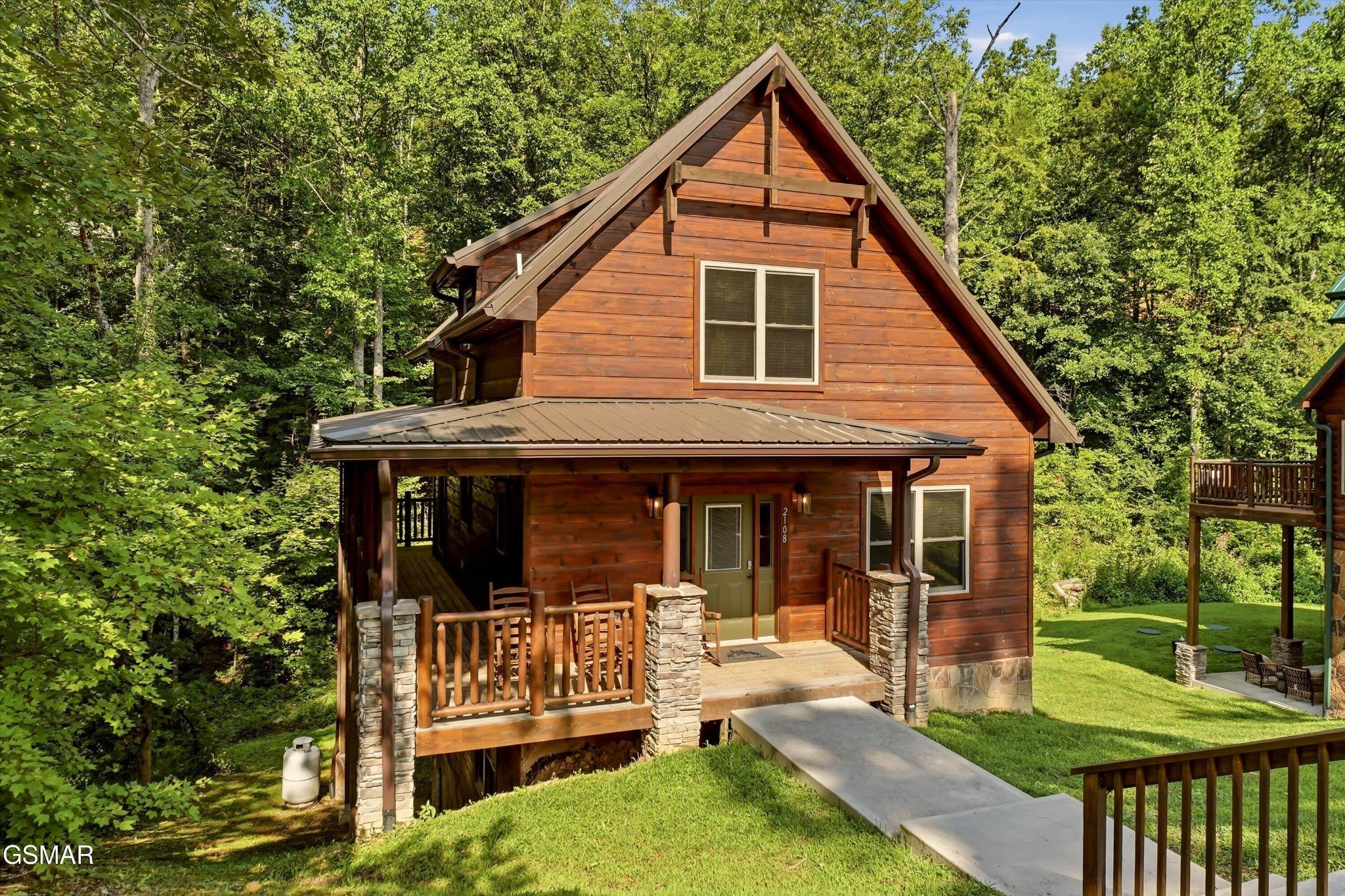 2108 Roscoe Court