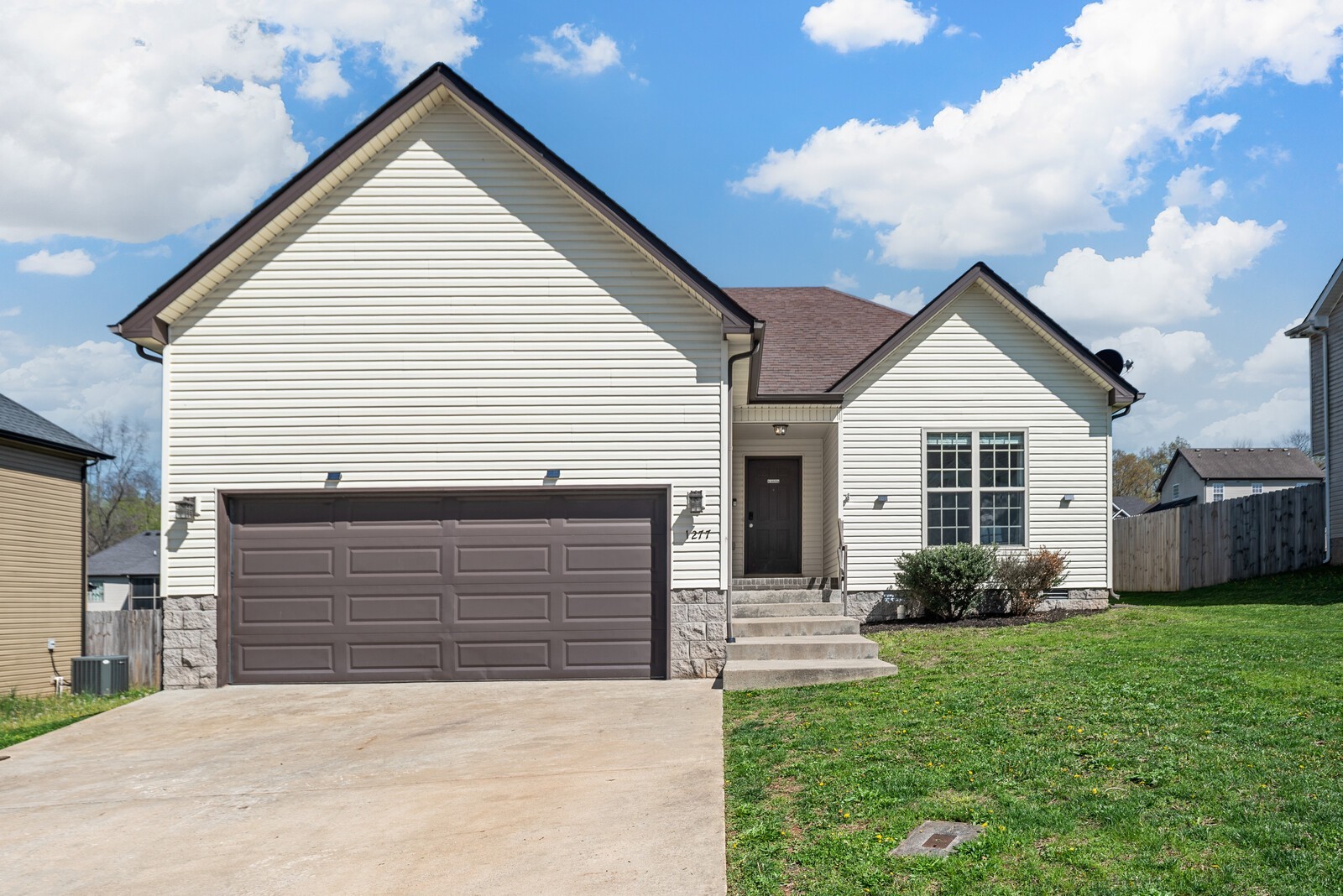 1277 Morstead Dr