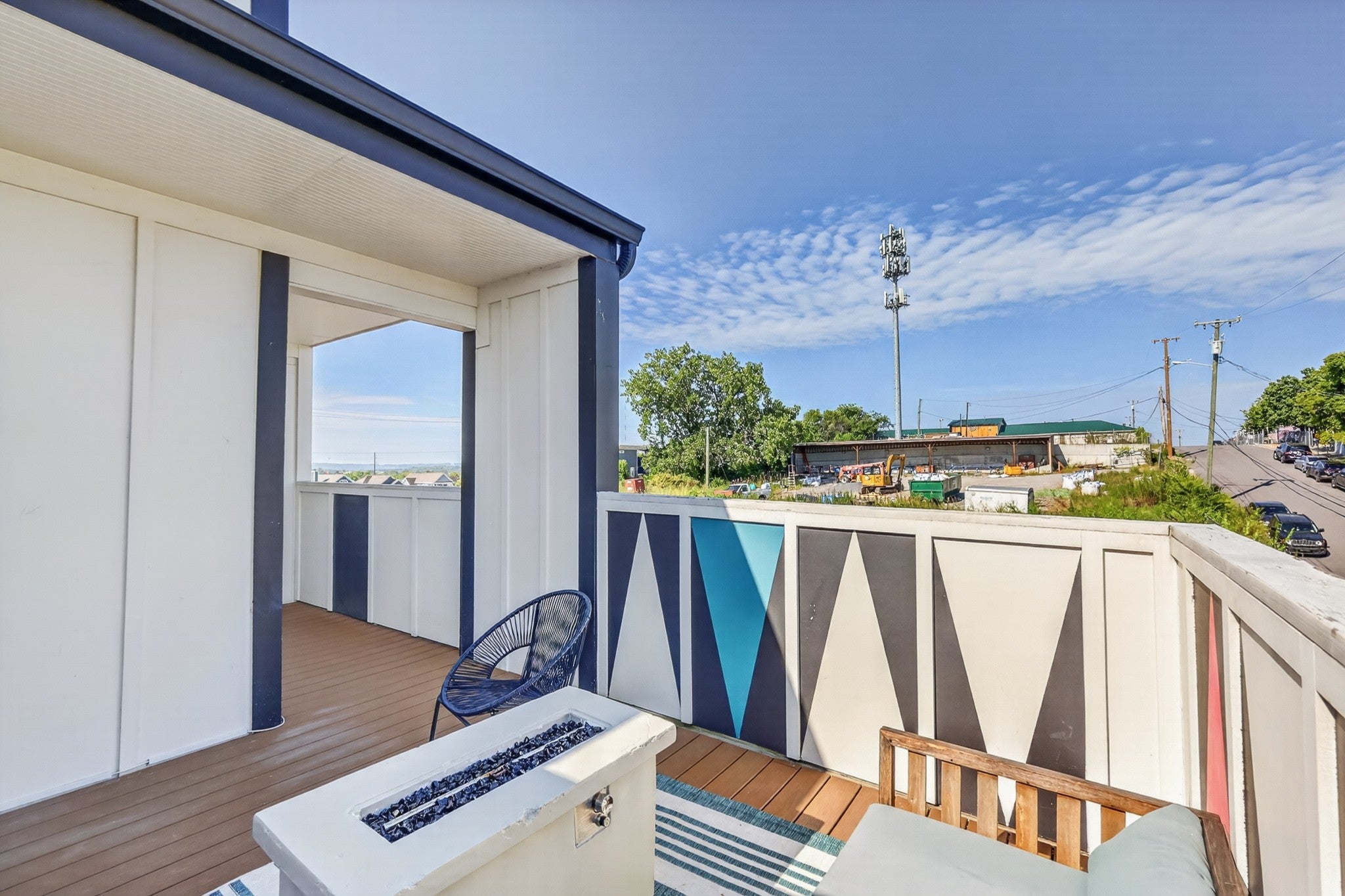 2-bed listing at 4405 Kentucky Avenue 402, Nashville