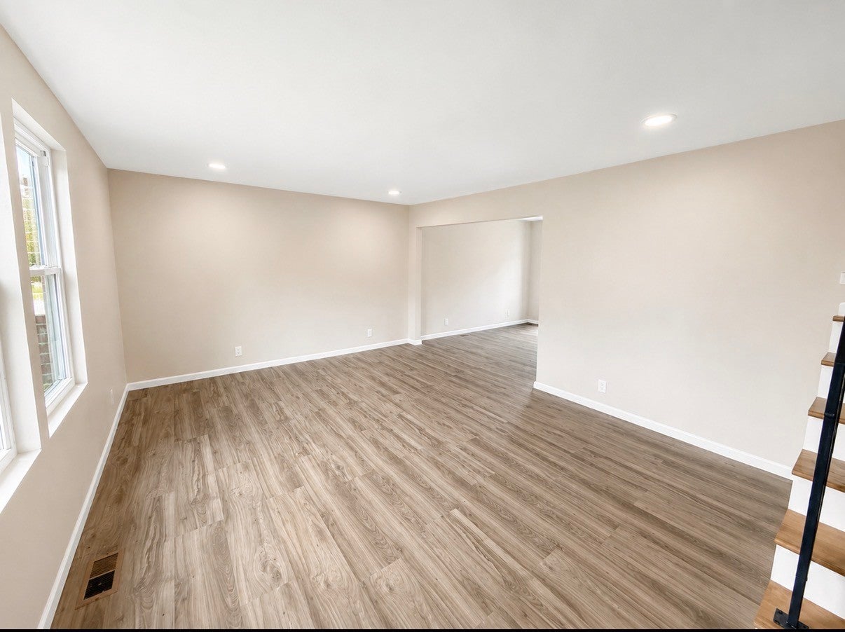 607 Bellevue Rd N