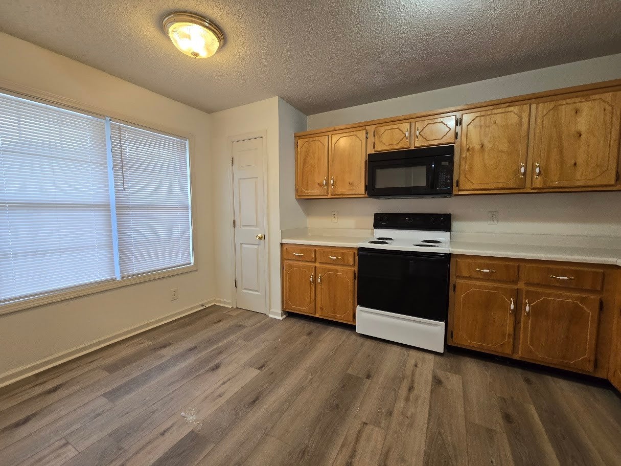 239 State Line Dr
